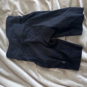 LULULEMON BIKER SHORTS